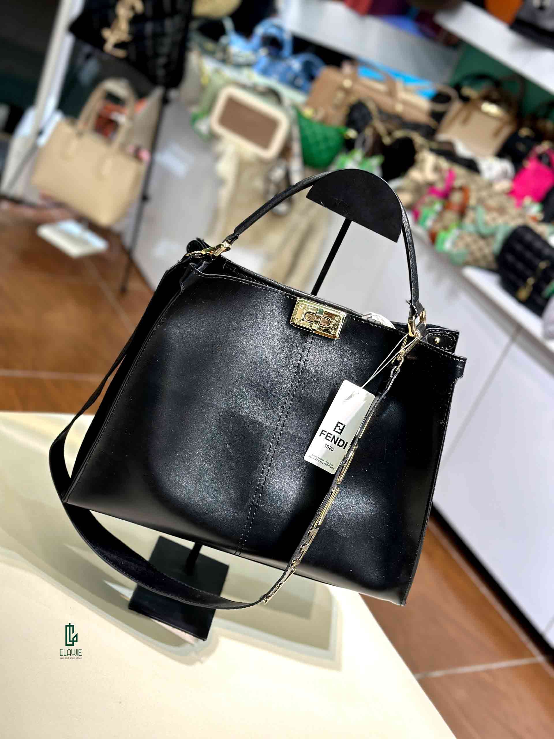 👝 کیف بزرگ : Fendi_11 — تصویر ۳