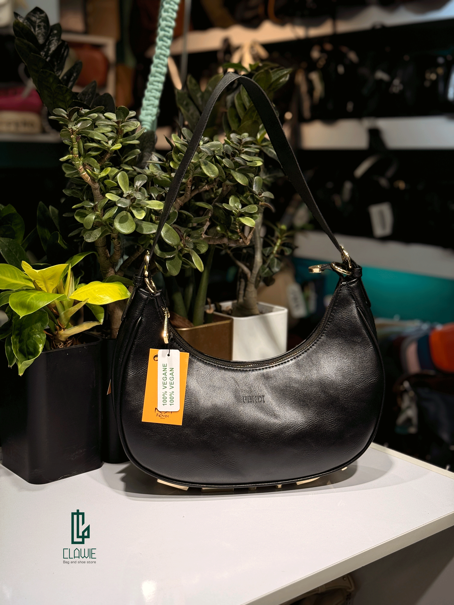 کیف قایقی بزرگ: FENDI_001 — تصویر ۵