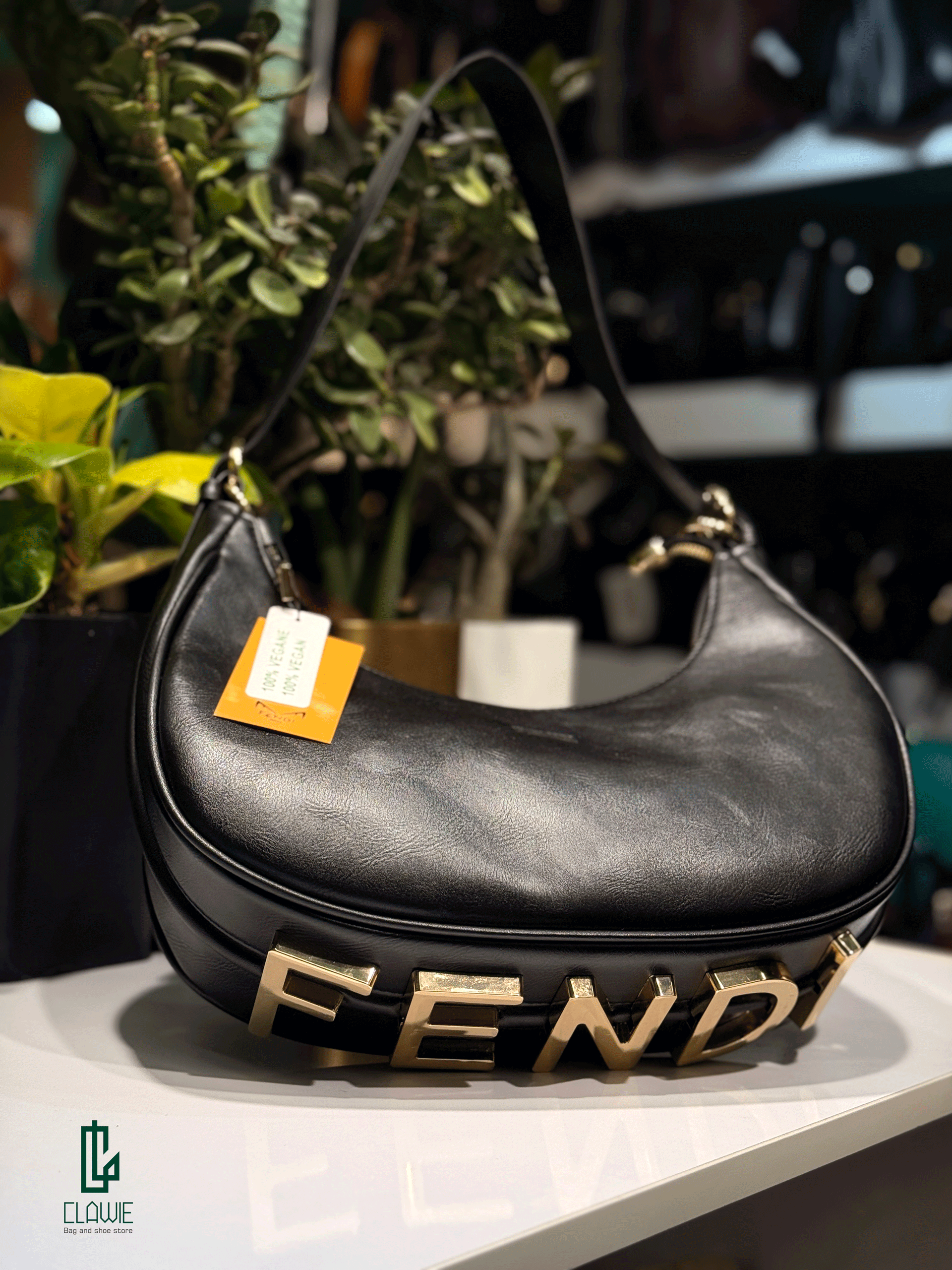 کیف قایقی بزرگ: FENDI_001
