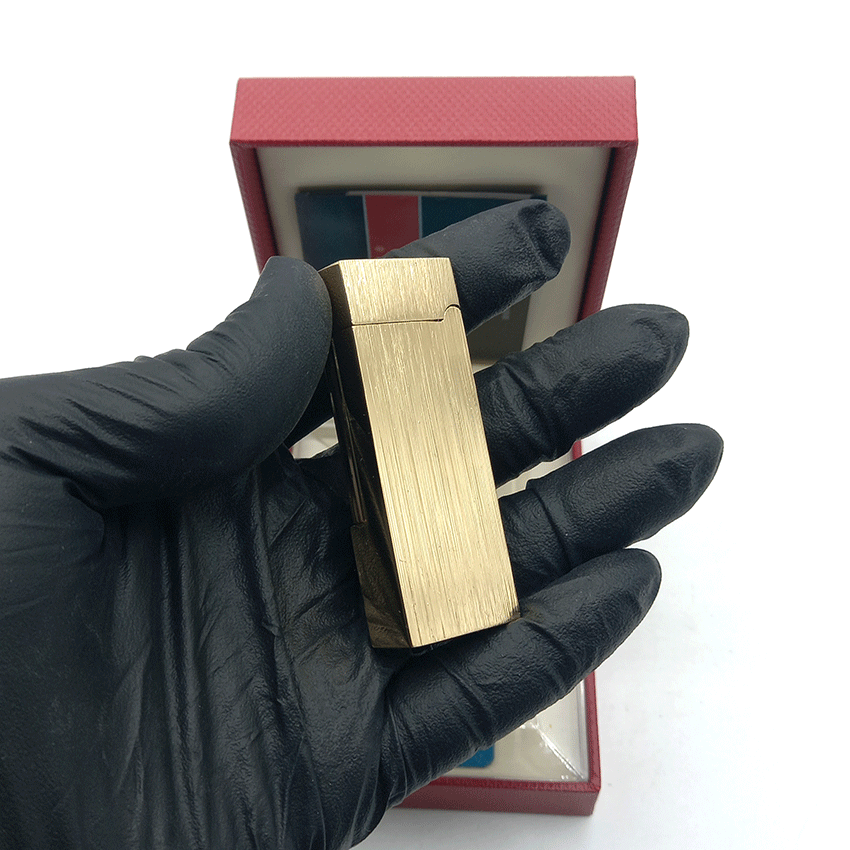 فندک گازی دروی طلایی مدل اسلیم بغل زن کد d47 — تصویر ۶