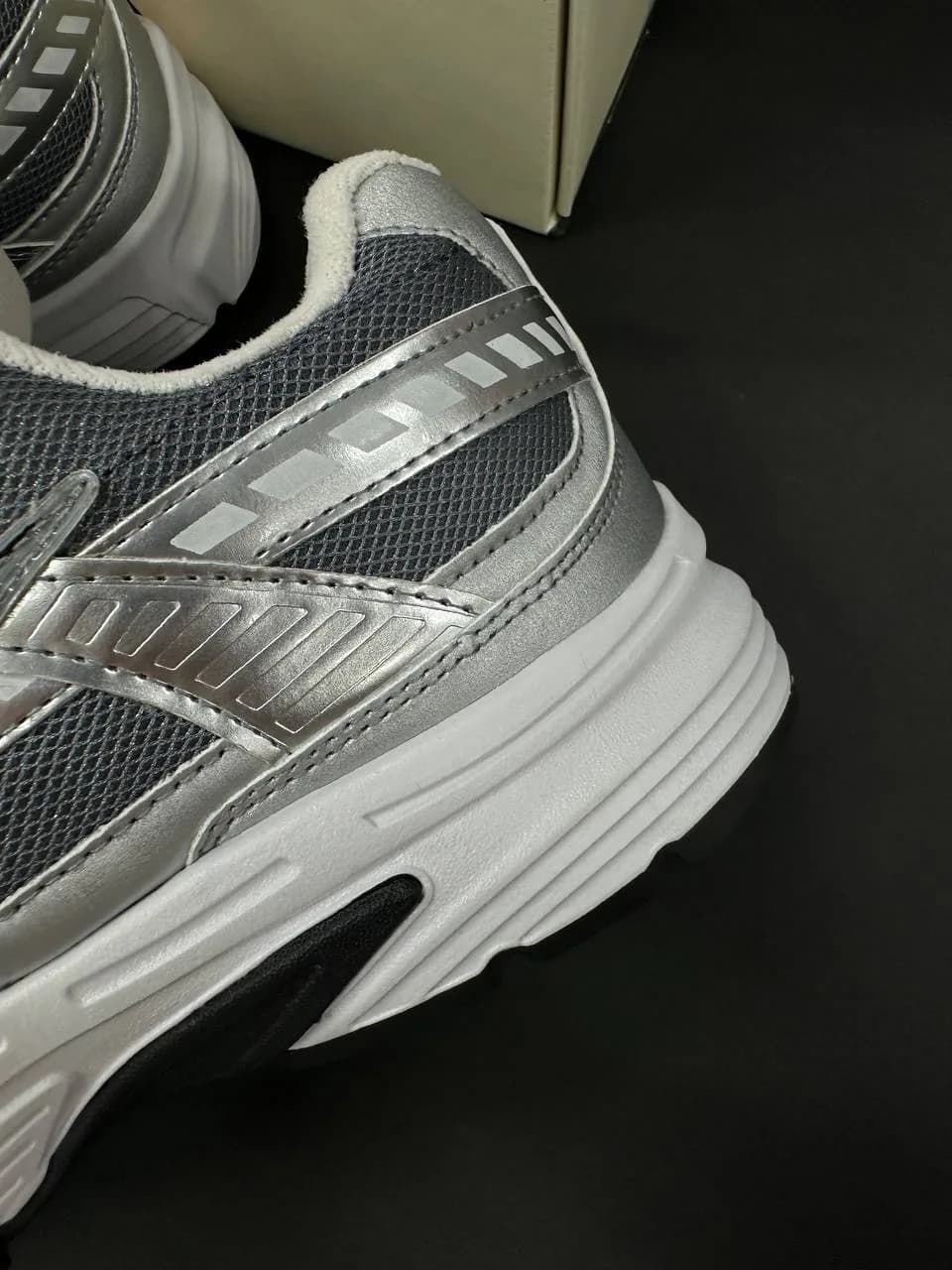 کتونی نایک اینیشییتور مردانه طوسی نقره ای (Nike Initiator) — تصویر ۲
