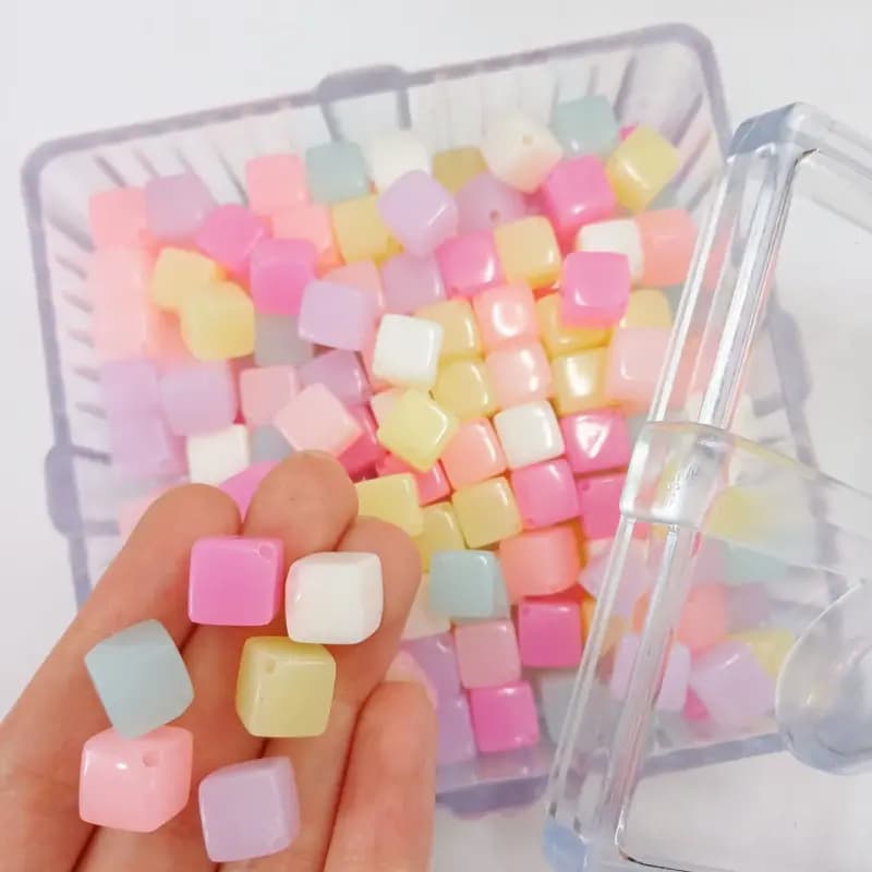 مهره رنگی پاستیلی مکعب کوچک (20گرم)