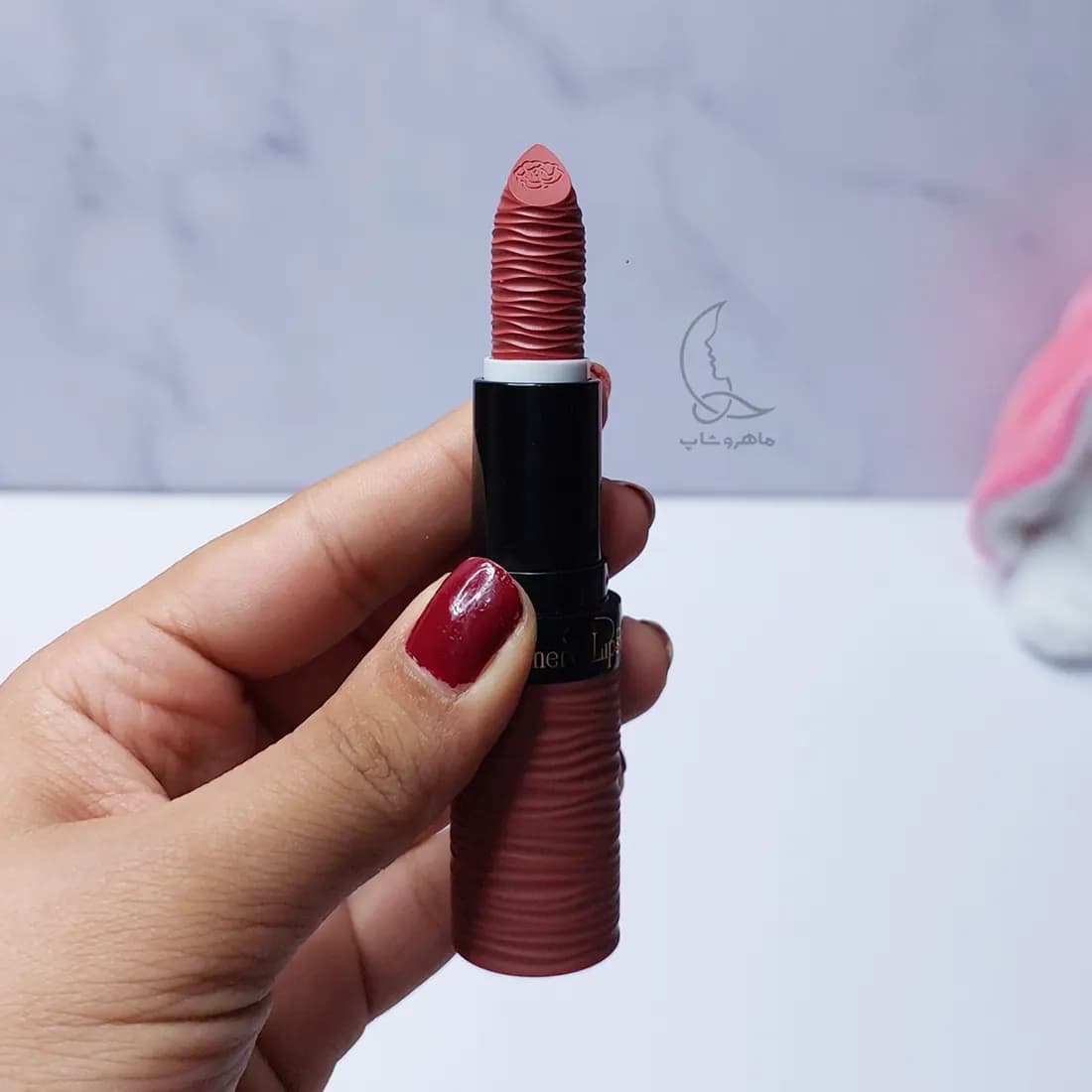 رژلب جامد جولیوس مدل cashmere — تصویر ۳