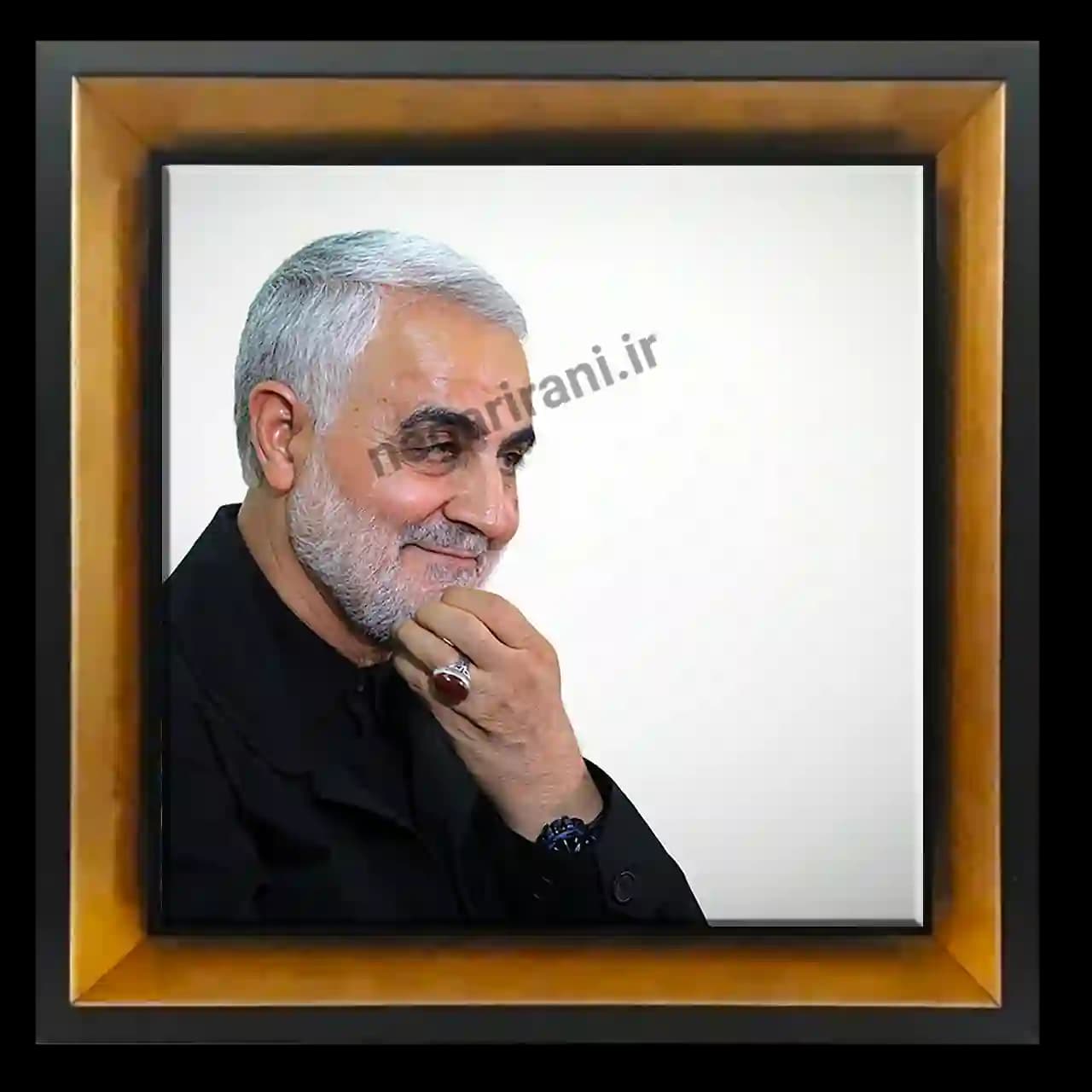 تابلو کاشی شهید حاج قاسم مدل 2ZG97