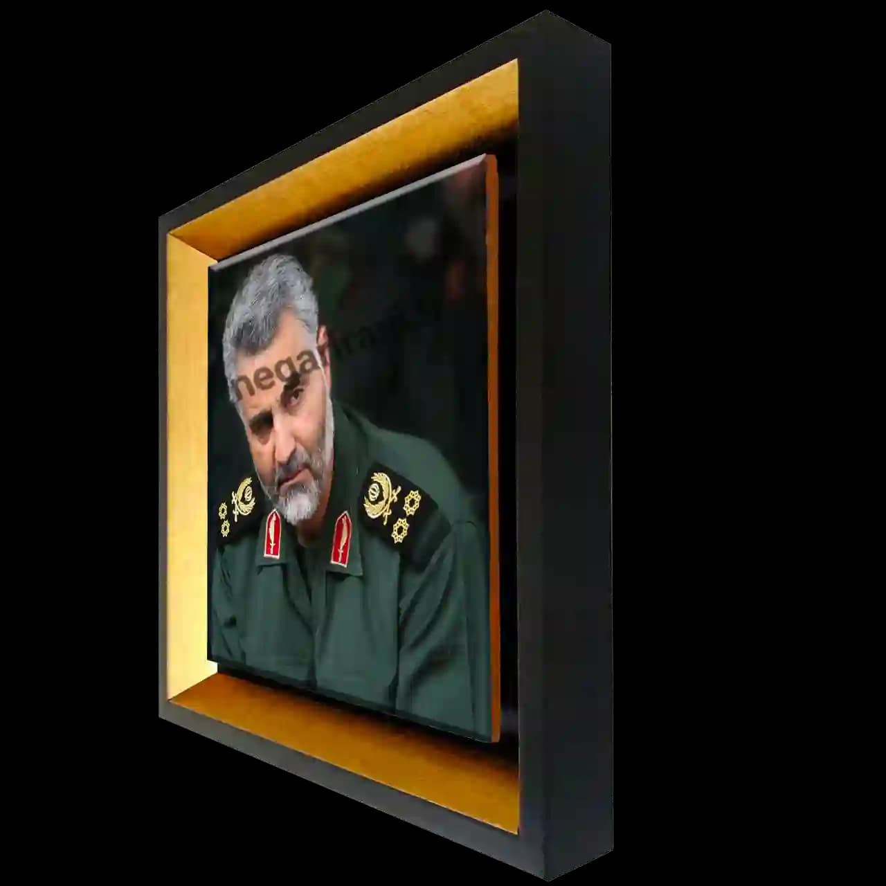 تابلو کاشی شهید سلیمانی مدل 2ZG76 — تصویر ۲
