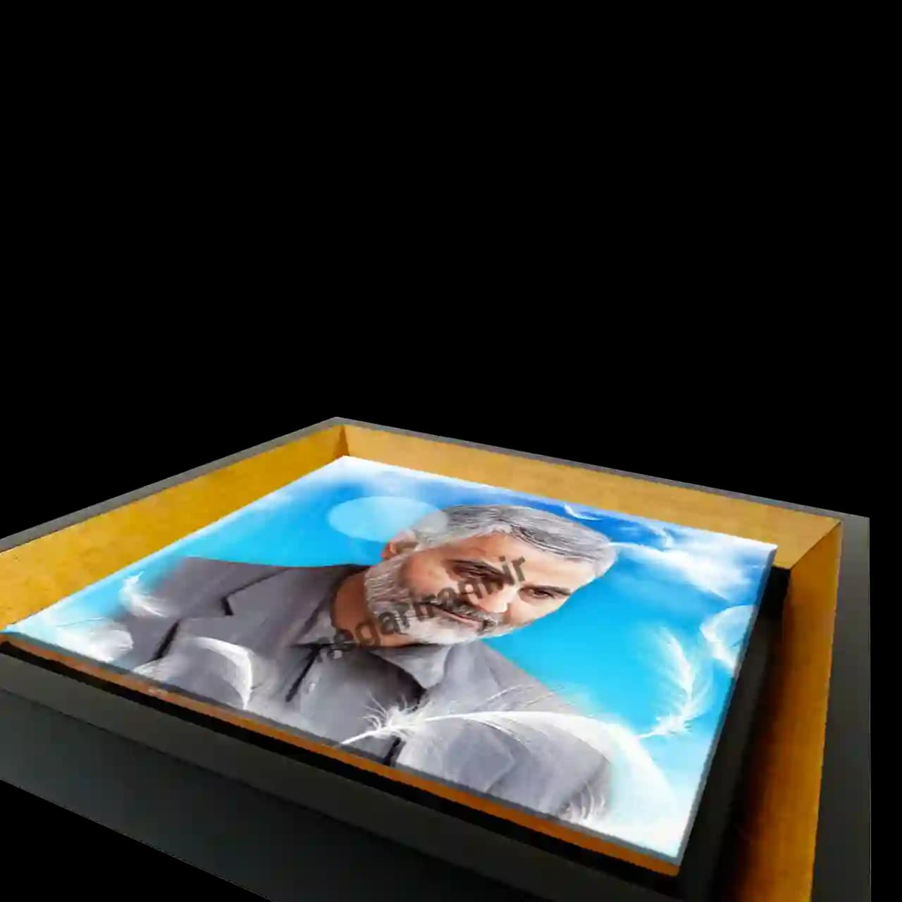 تابلو کاشی شهید حاج قاسم سلیمانی مدل 2ZG66 — تصویر ۳