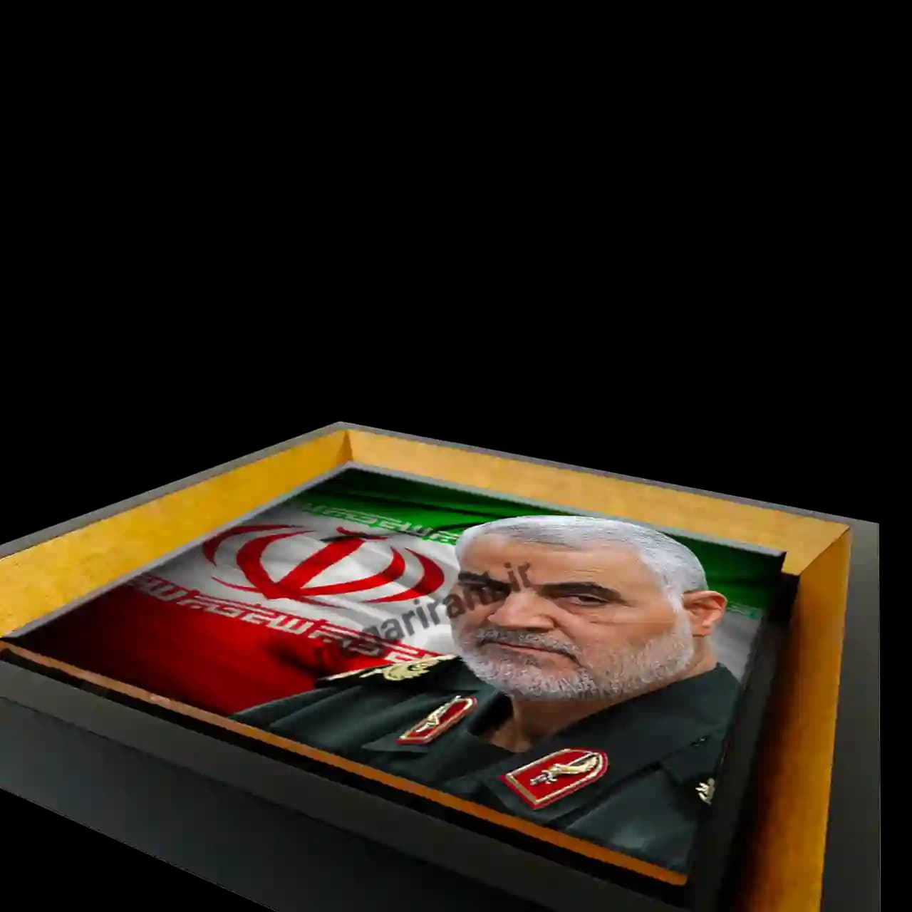 تابلو کاشی شهید سلیمانی و پرچم مدل 2ZG54 — تصویر ۳