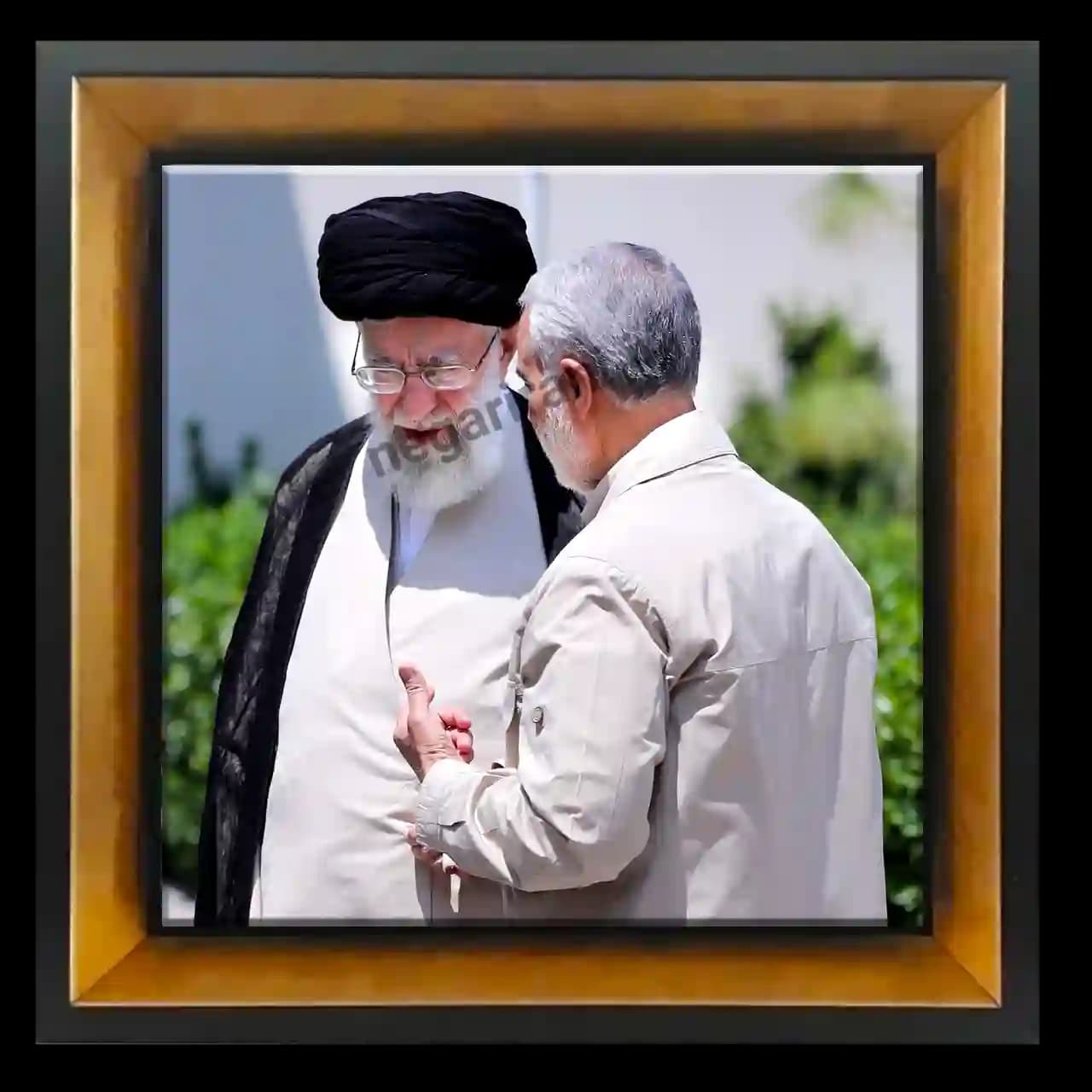 تابلو کاشی رهبری و حاج قاسم مدل 2ZG34