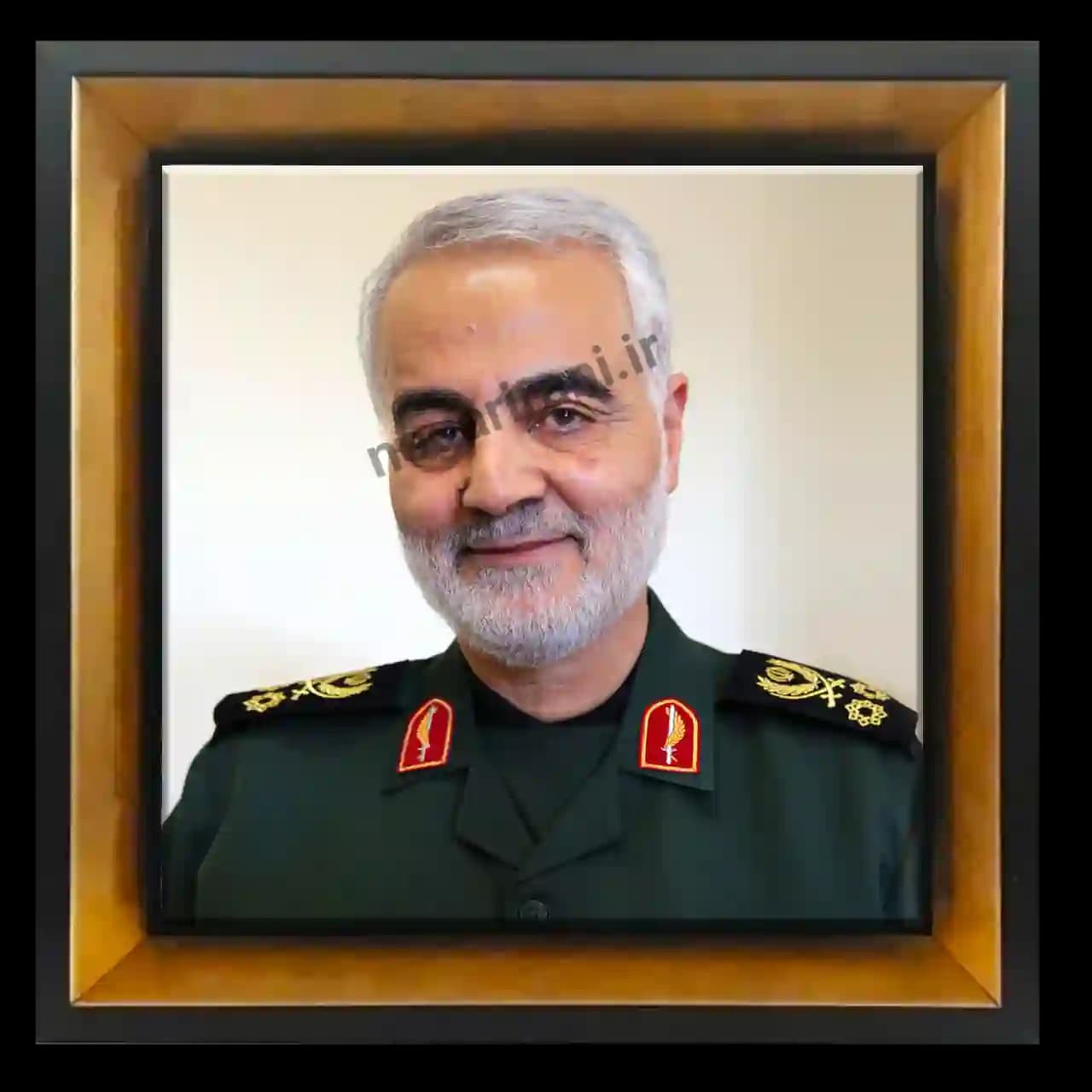 تابلو کاشی حاج قاسم مدل 2ZG21