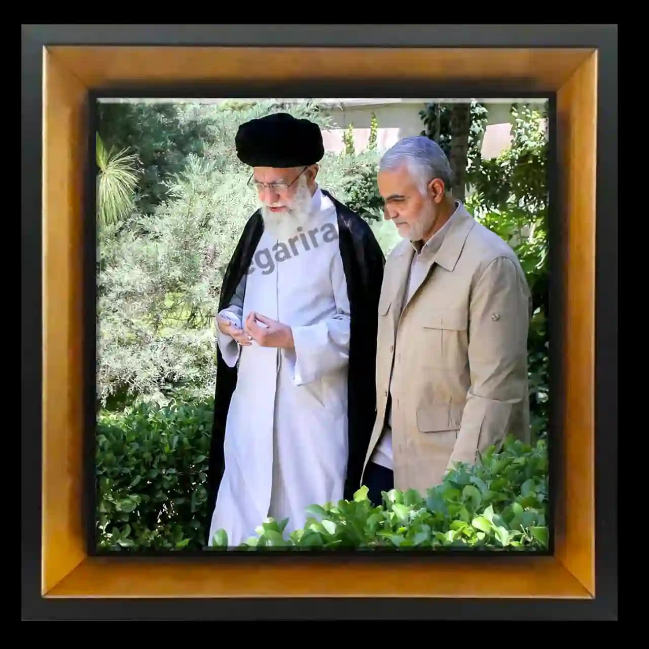 تابلو کاشی امام رهبری و حاج قاسم مدل 2ZG14