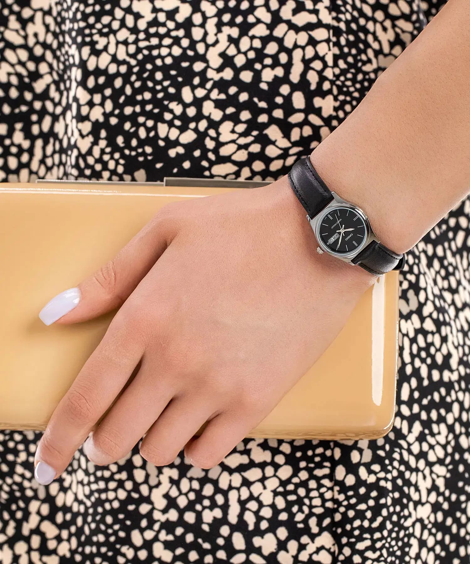ساعت زنانه کاسیو مدل CASIO LTP-V006L-1B2UDF — تصویر ۷