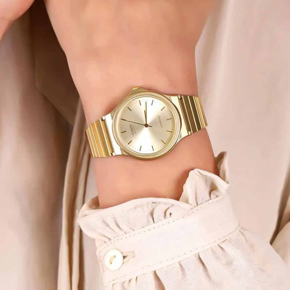 ساعت مچی زنانه کاسیو CASIO MQ-24G-9E — تصویر ۳
