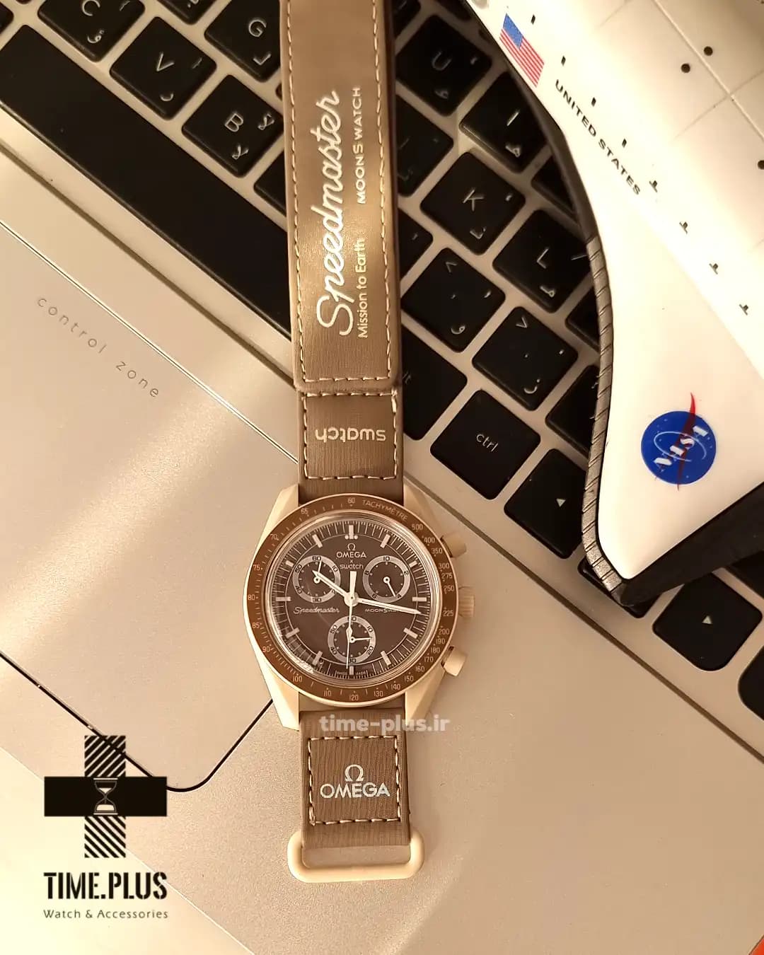 ساعت امگا سواچ کویر Omega Swatch Moonswatch Earth Desert — تصویر ۵