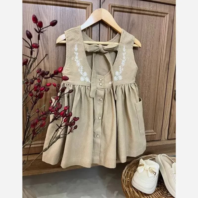 سارافون دخترانه وینتج نخی گلدوزی شده مناسب 1 تا 6 سال — تصویر ۵