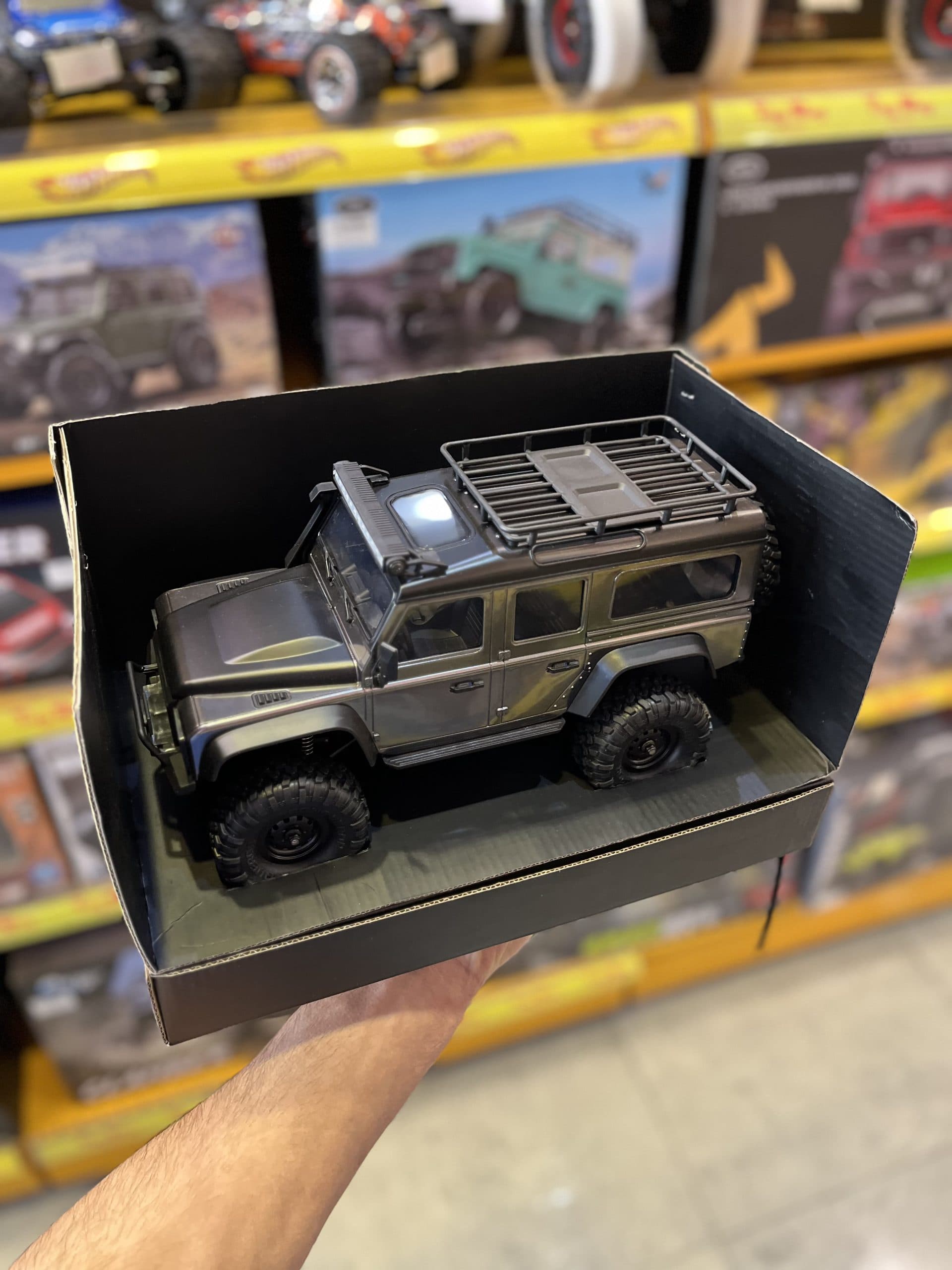 ماشین کنترلی آفرود طرح پاژن hb/r1609 — تصویر ۳