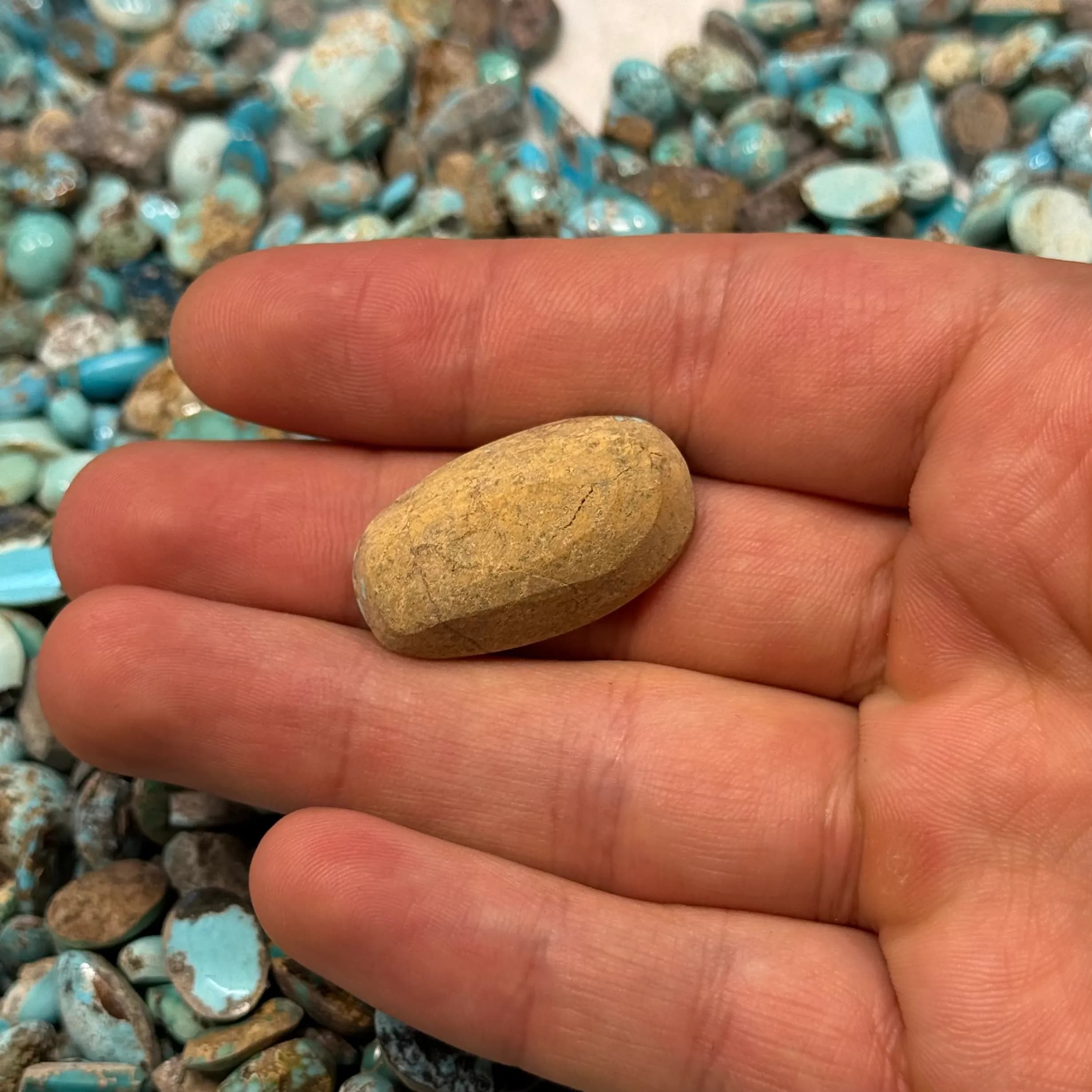 فیروزه اصل نیشابور با رنگی خاص و طبیعی(کد129) — تصویر ۲