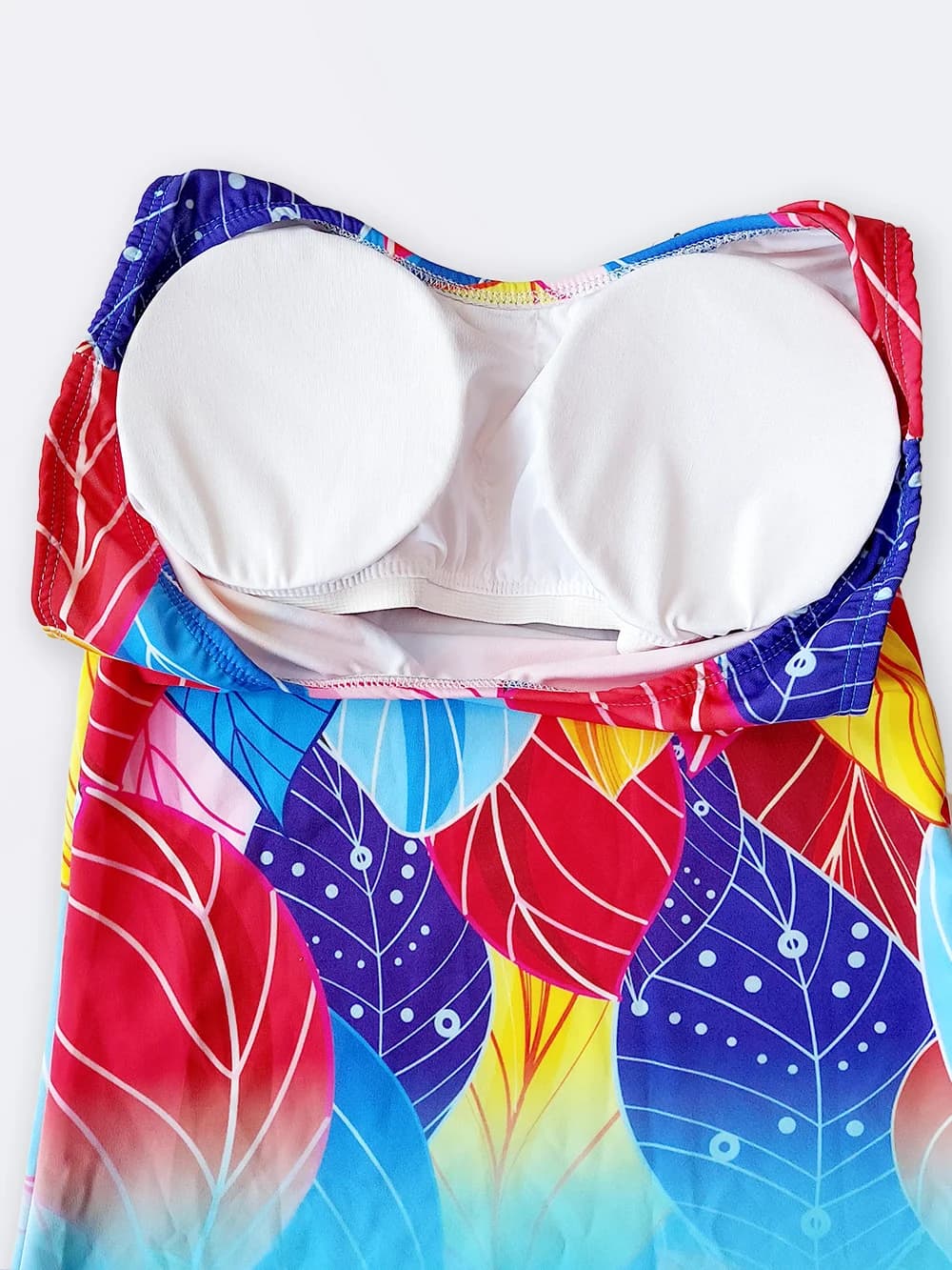 مایو پادار زنانه فانتزی کاپدار بدون آستین برند اسپیدو ( Speedo ) طرح برگ — تصویر ۵