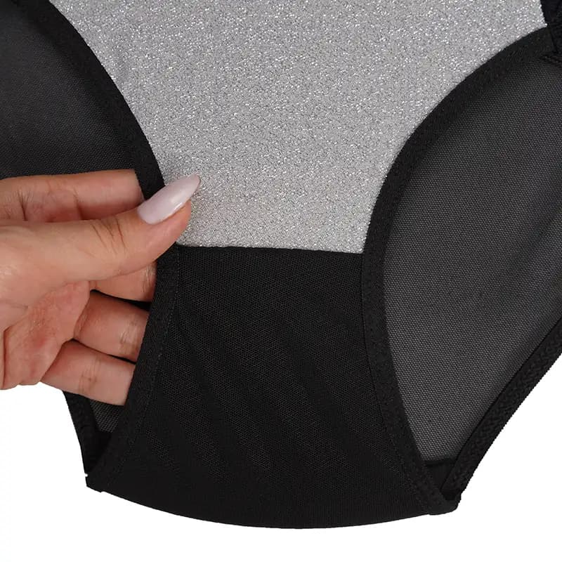 ست شورت و سوتین زنانه هارنس دار دانتل لمه فنردار برند شارمین — تصویر ۳