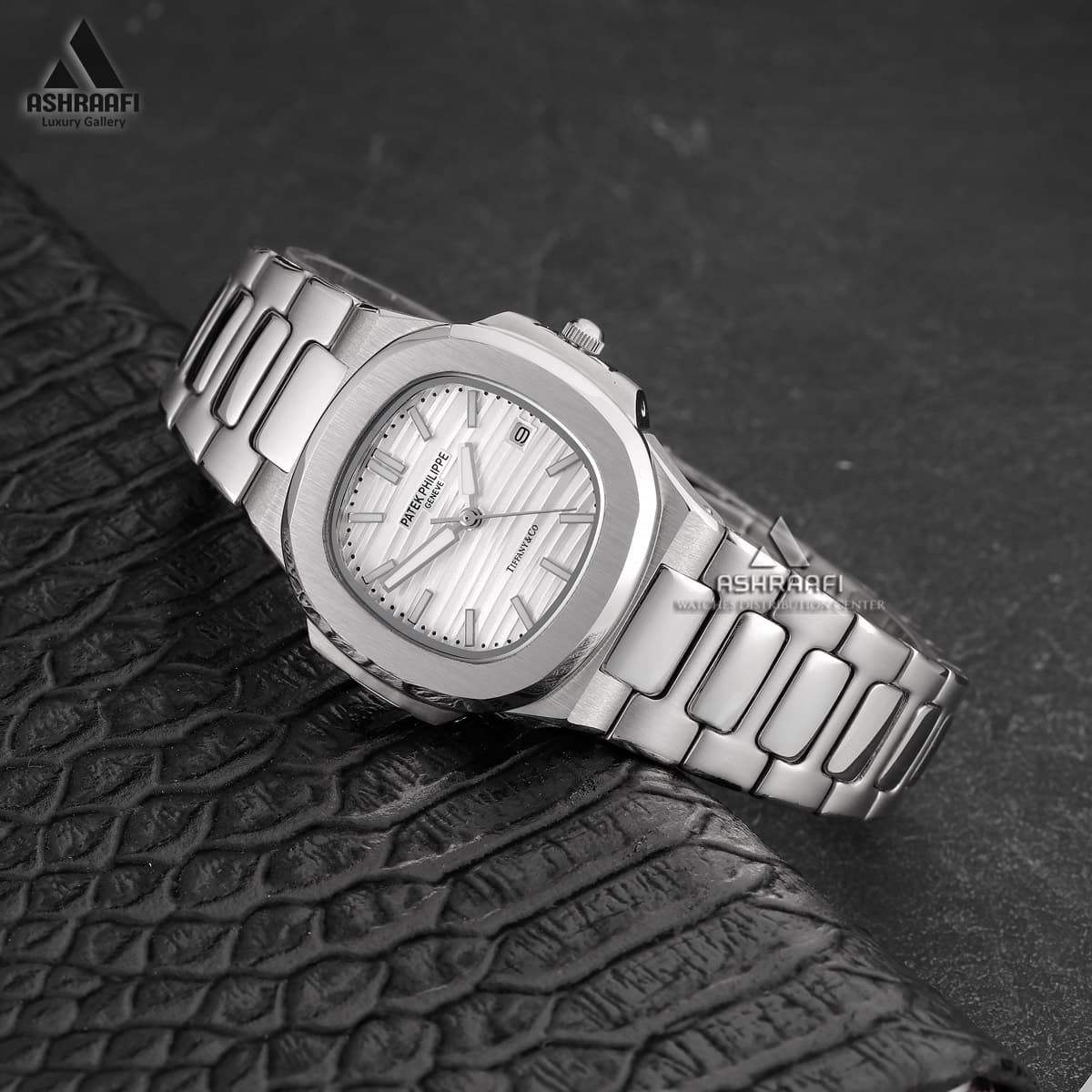 ساعت زنانه پتک فیلیپ ناتیلوس Patek Philippe Nautilus SW2 — تصویر ۳