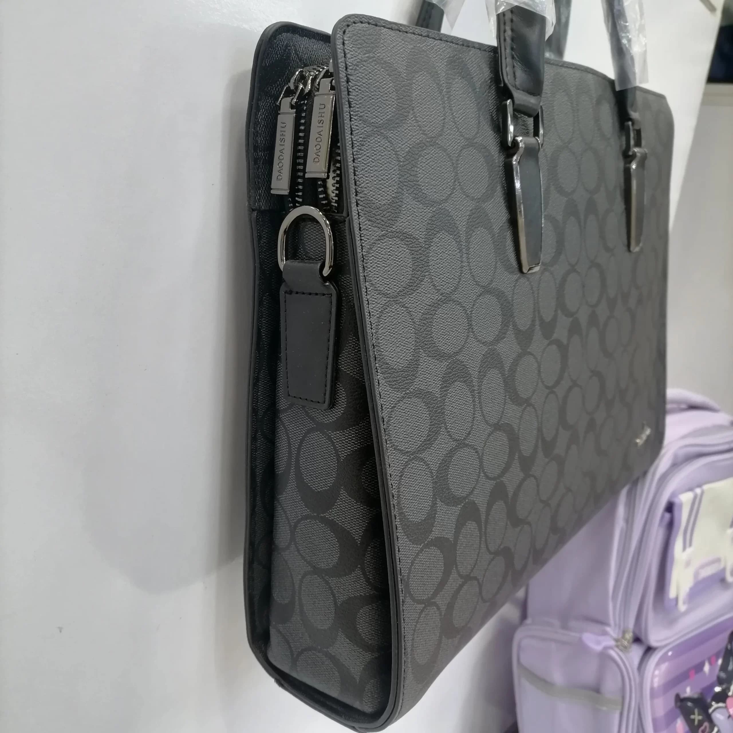 کیف اداری وکیلی دانشجویی چرم مارک کانگرو طرح کوچ خارجی 80268 (MK) — تصویر ۴