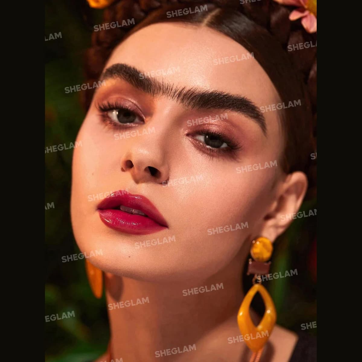 ست کلکسیون کامل آرایشی X FRIDA KAHLO شیگلم — تصویر ۵
