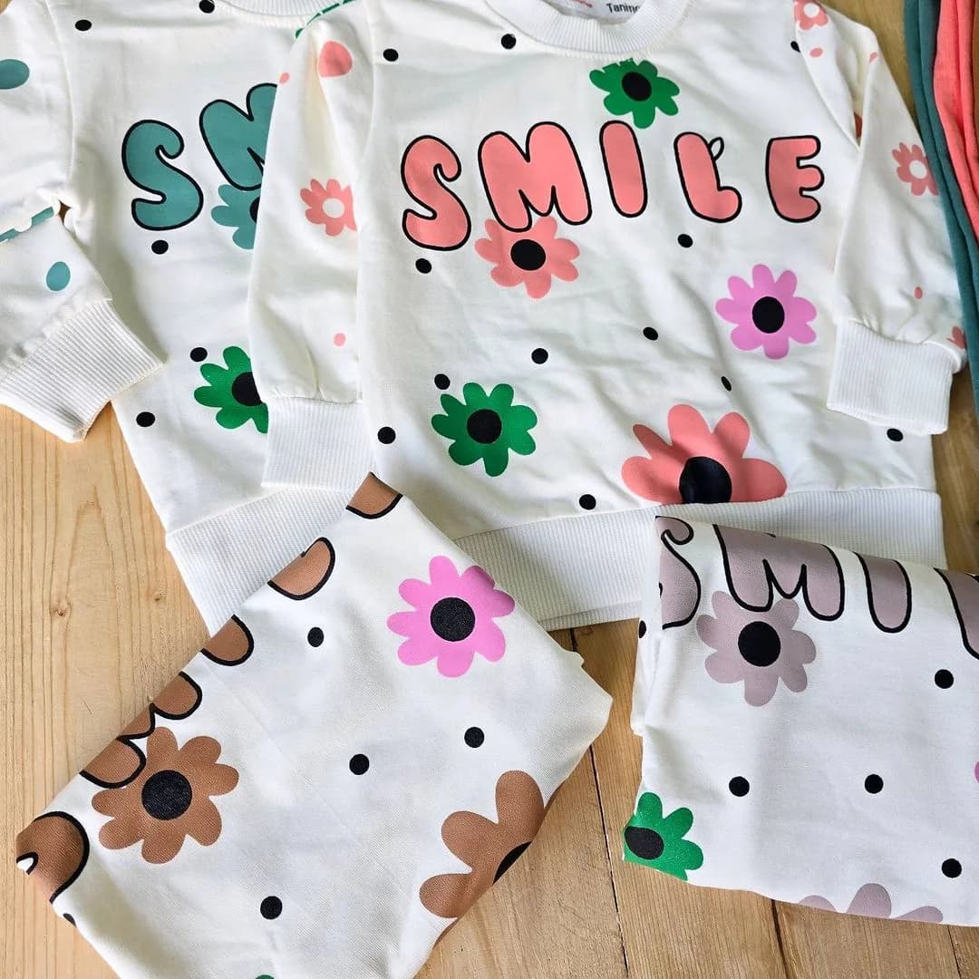 بلوز شلوار گل دار طرح smile کد 3503 — تصویر ۲