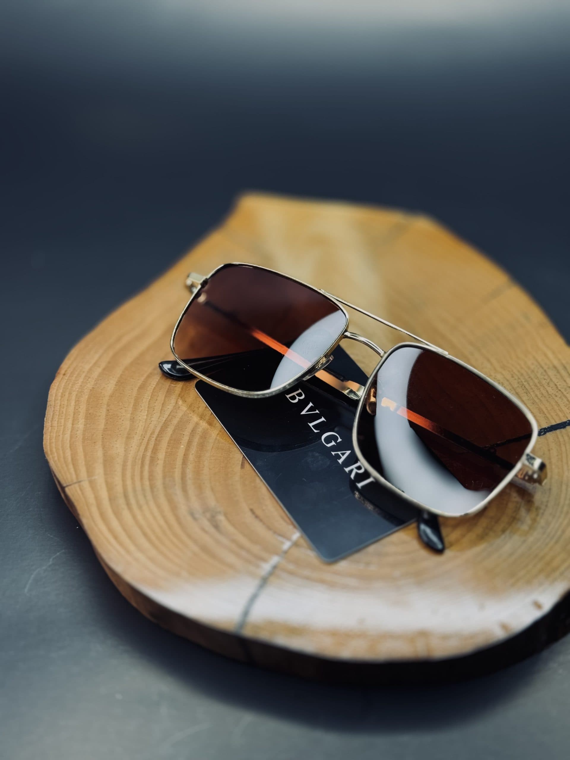 عينك آفتابي اورجينال RayBan مستطيلي اسپرت زنانه دخترانه عسلي يووي ٤٠٠