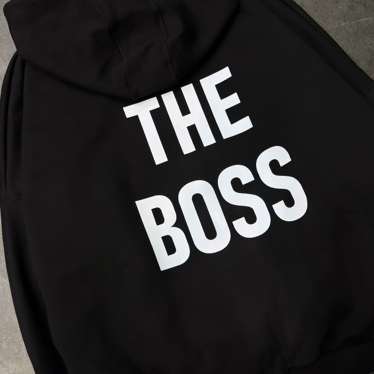 هودی ست داخل کرک طرح boss کد 223 — تصویر ۴