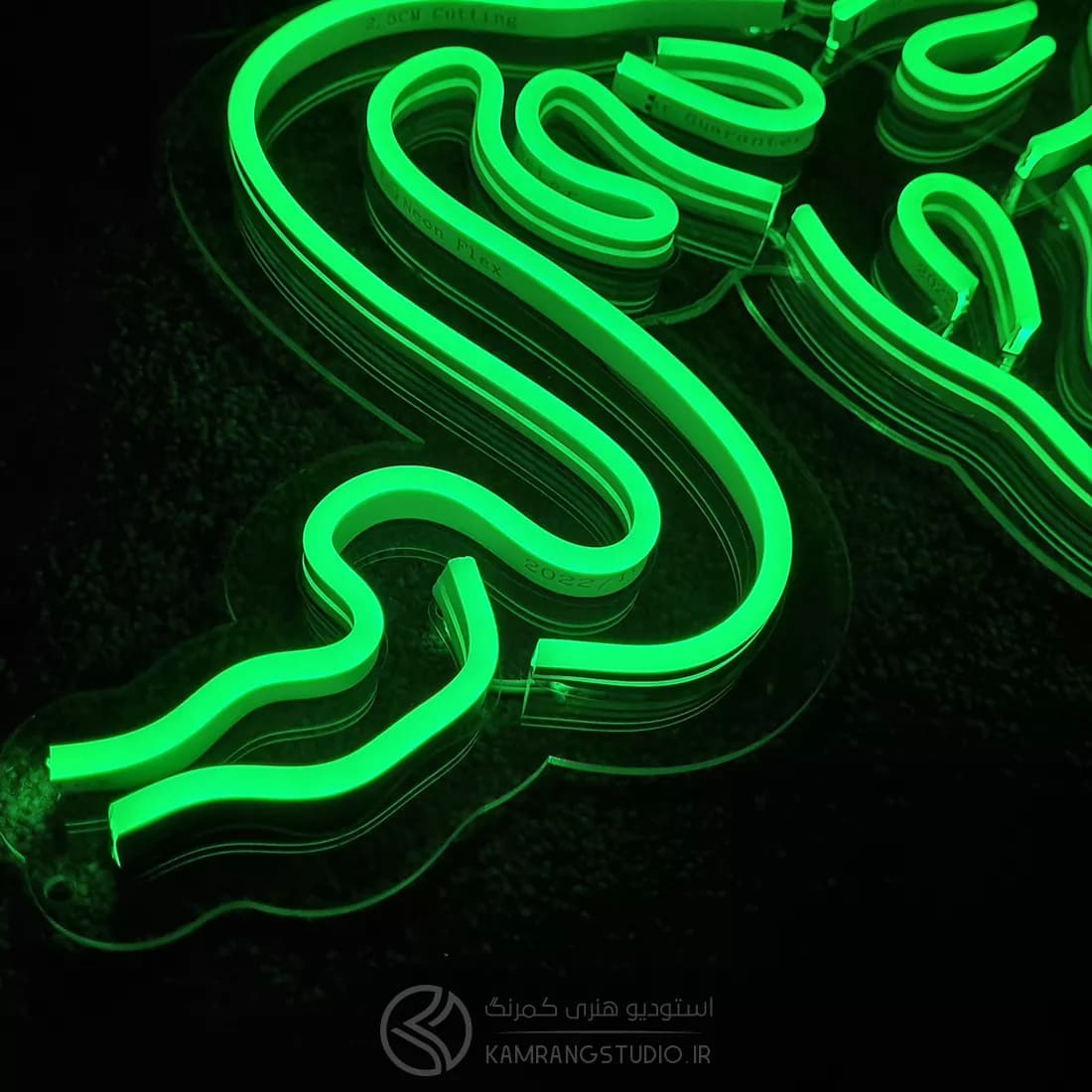 تابلو نئون Razer — تصویر ۴