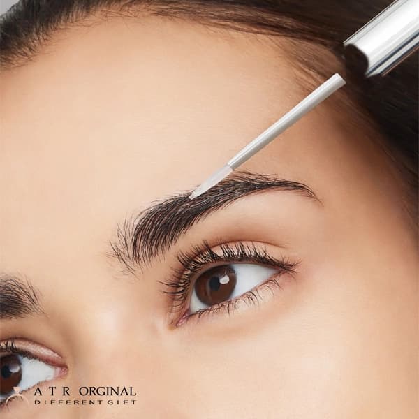 سرم مژه و ابرو مولتی پپتید اوردینری — تصویر ۴