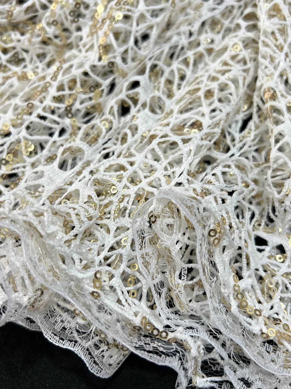 شال مجلسی عنکبوتی پولکی — تصویر ۵