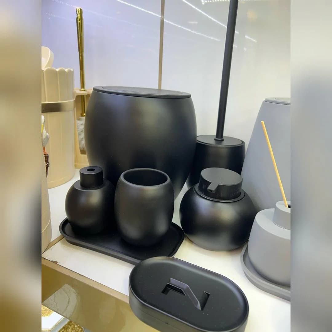 ست سرویس بهداشتی 7 پارچه جنس کورین سخت شکن رنگ مشکی — تصویر ۲
