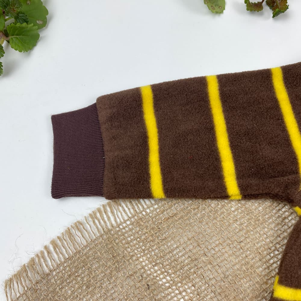 سرهمی نوزادی پسرانه آستین بلند برند کارترز طرح میمون جلو دکمه ای قهوه ای رنگ – 3 ماه — تصویر ۲