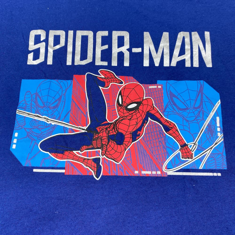 تیشرت پسرانه آستین کوتاه طرح اسپایدرمن یقه گرد سرمه ای رنگ – 8 تا 10 سال — تصویر ۴