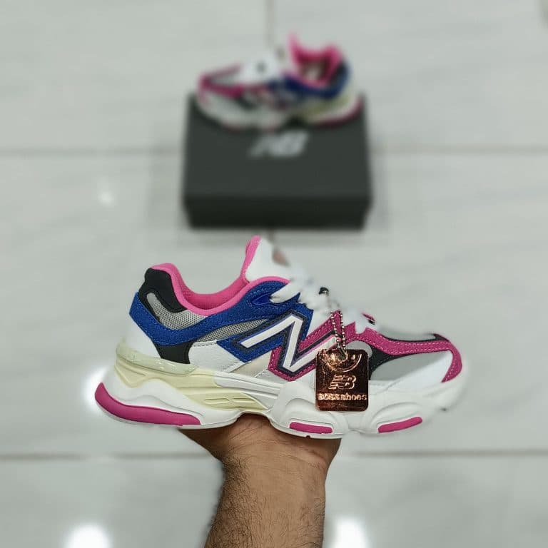 کتونی بچه گانه نیوبالانس ۹۰۶۰ صورتی آبی New balance 9060 — تصویر ۲