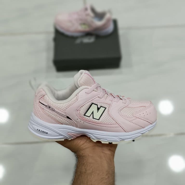 کتونی بچه گانه نیوبالانس ۵۳۰ صورتی New balance 530 — تصویر ۲