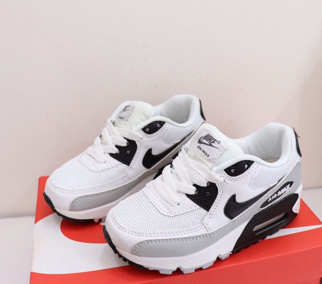 کتونی بچه گانه نایک ایرمکس ۹۰ سفید مشکی Nike Air Max 90
