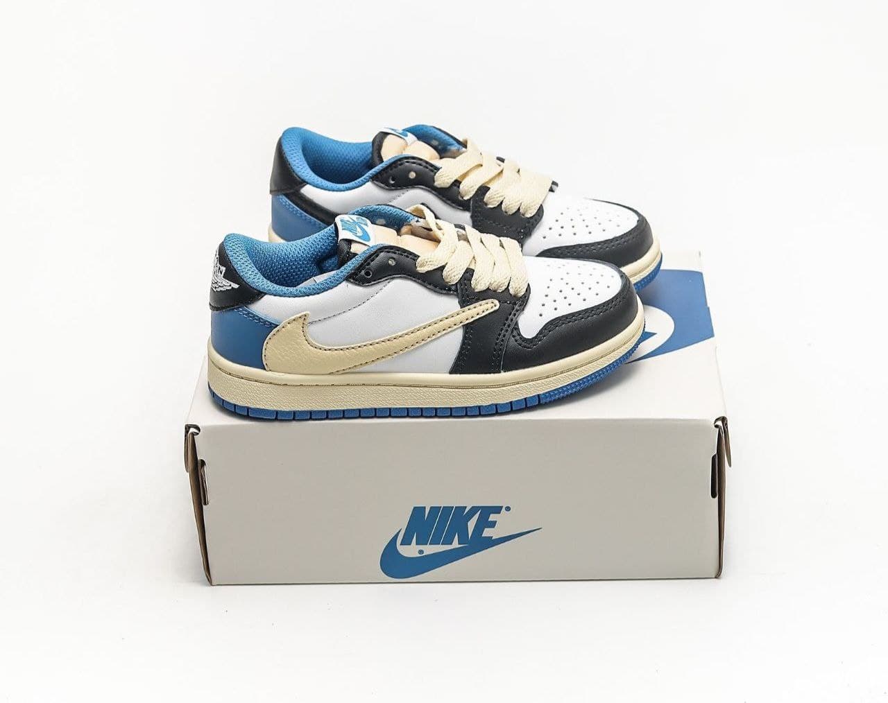 کتونی بچه گانه نایک ایر جردن ۱ بدون ساق تراویس اسکات آبی Nike air jordan 1 low Travis Scott