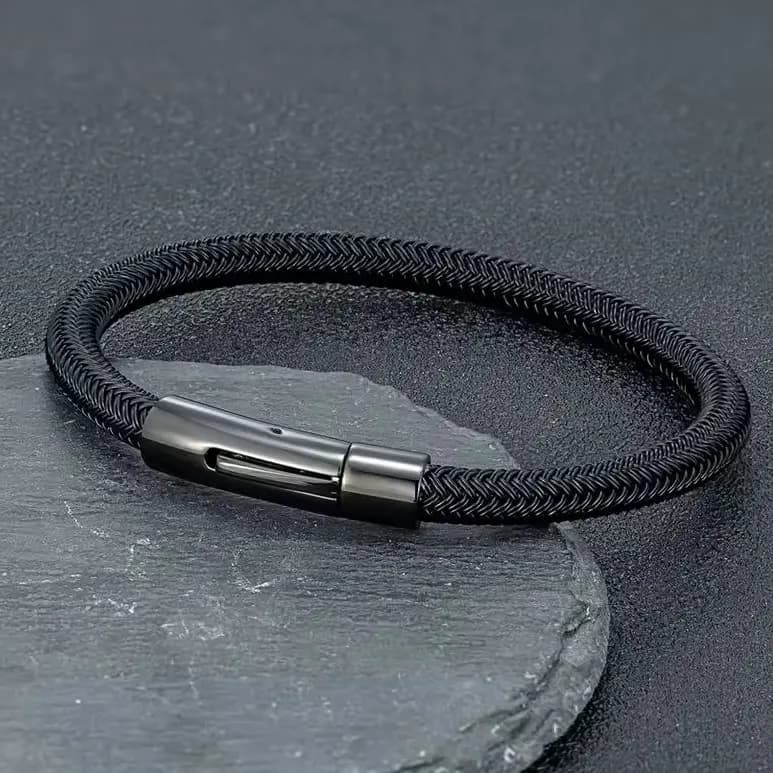 دستبند اسپرت بافت حصیری قفل کوسه ای یونیسکس مردانه و زنانه مشکی کد zmp 5941 — تصویر ۳