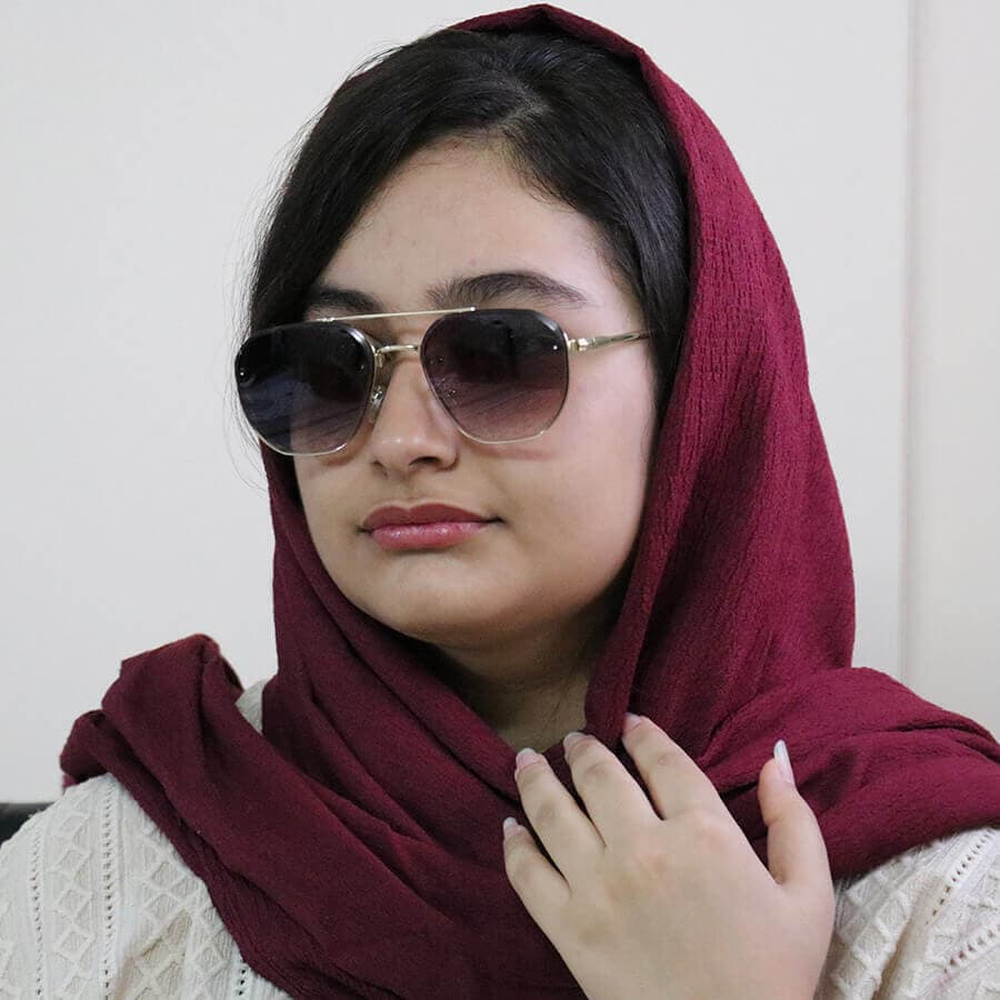 عینک آفتابی DITIAI با فریم فلزی، شکل خلبانی و رنگ طلایی و لنز قهوهای سایه روشن مدل 9682 — تصویر ۸