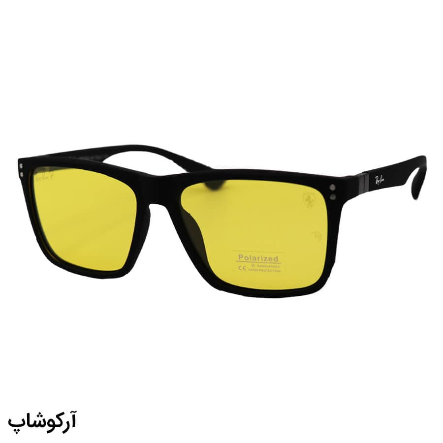 عینک دید در شب پلاریزه Ray-Ban با فریم رنگ مشکی مات، شکل مربعی و لنز زرد رنگ مدل P5102
