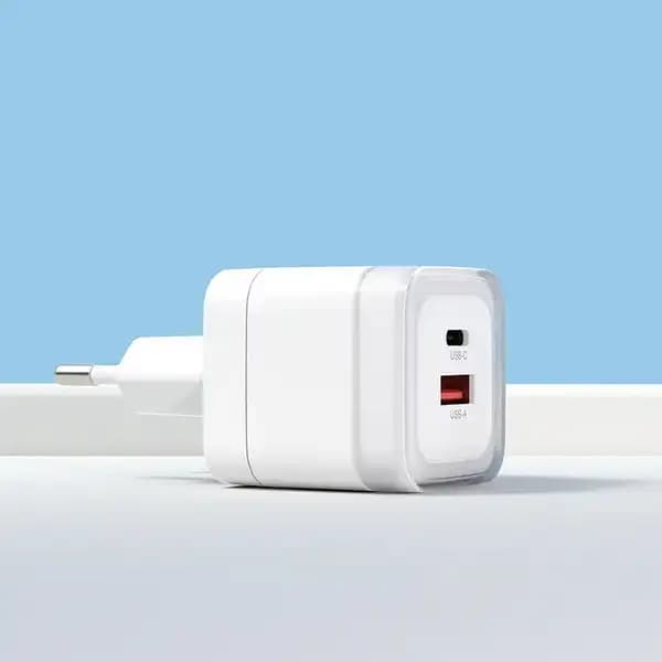 شارژر دیواری 35 وات 2 پورت پاورولوژی مدل Powerology Lunex Series Dual-Port Fast Charger — تصویر ۳