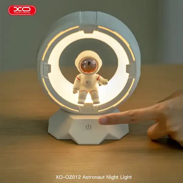 چراغ خواب فانتزی شارژی طرح فضانورد ایکس او مدل XO LED lamp OZ12 astronaut 1200mAh — تصویر ۴