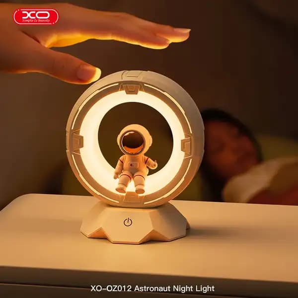 چراغ خواب فانتزی شارژی طرح فضانورد ایکس او مدل XO LED lamp OZ12 astronaut 1200mAh — تصویر ۶