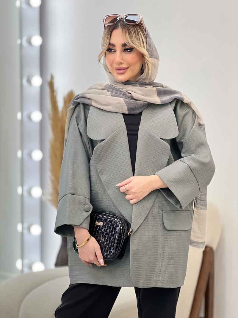 مانتو یقه انگلیسی آستین دکمه کد 4386 — تصویر ۴