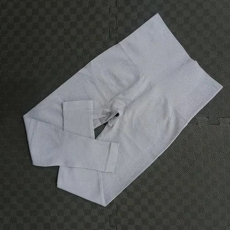 لگ ورزشی زنانه سیملس وارداتی LS103 — تصویر ۳