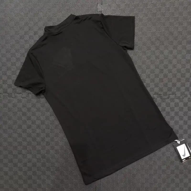 تیشرت ورزشی زنانه نیم زیپ نایک TS101 — تصویر ۳