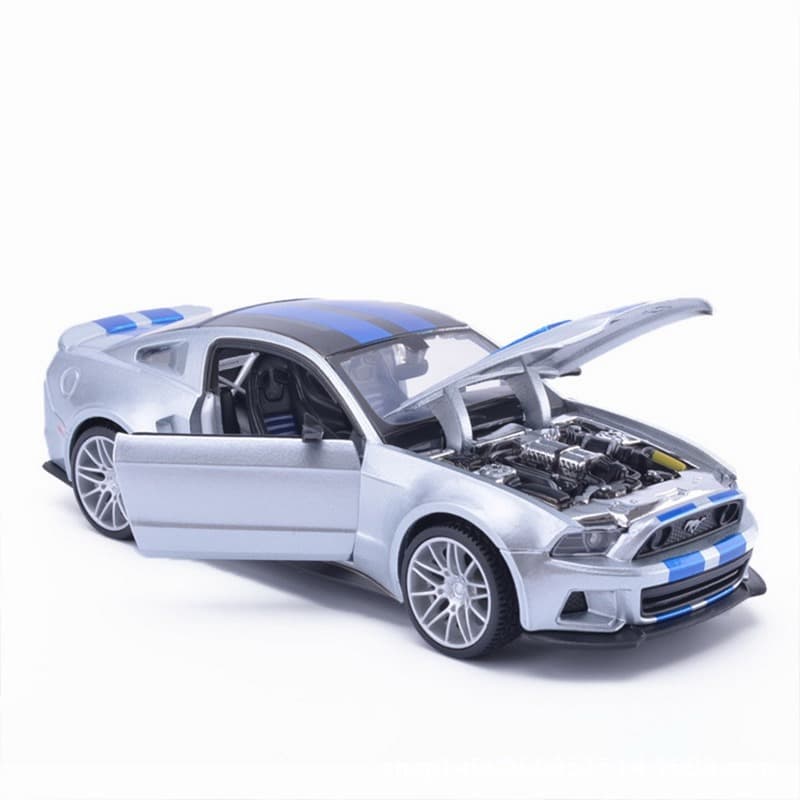 ماکت ماشین Ford Mustang GT — تصویر ۲
