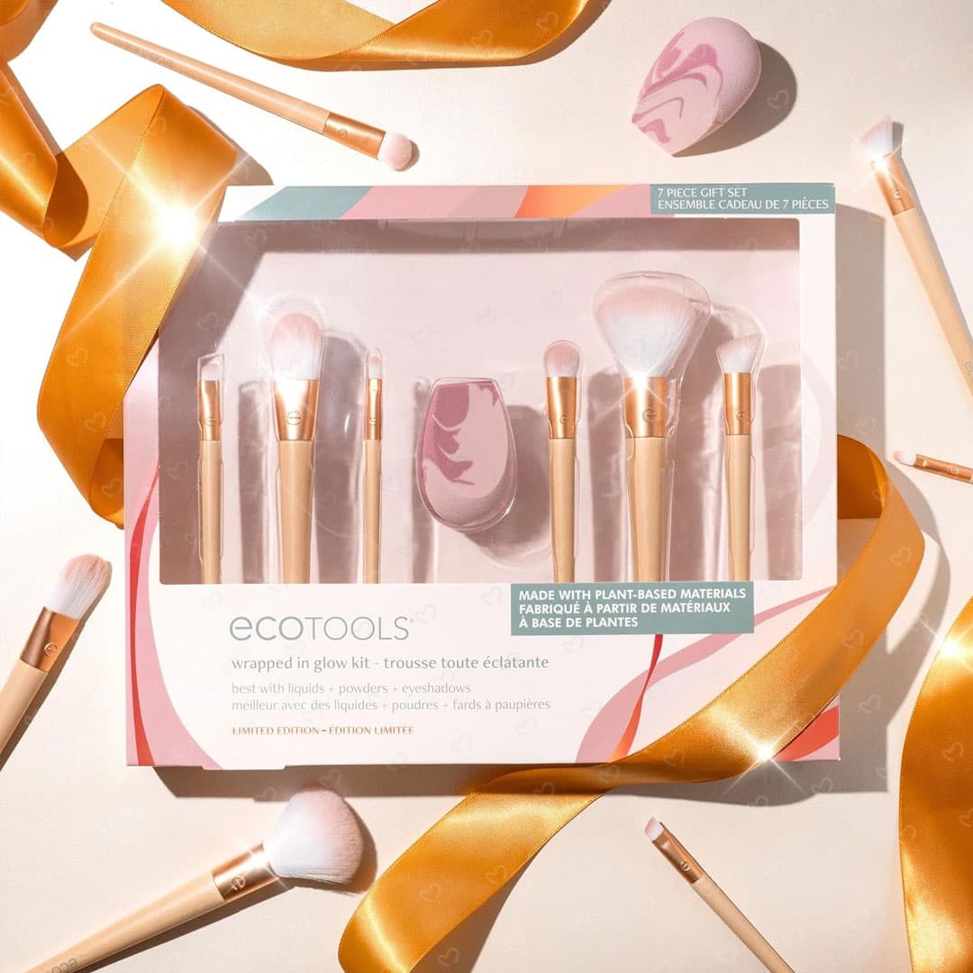 ست برس آرایشی اکوتولز مدل Wrapped In Glow Kit مجموعه 7 عددی — تصویر ۴