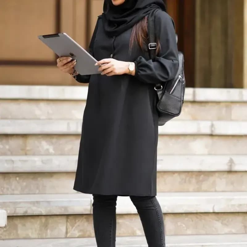 مانتو زنانه مدل شادی جنس پرشیا سایز 1 و 2 رنگ مشکی طوسی نسکافه ای سرمه ای — تصویر ۲